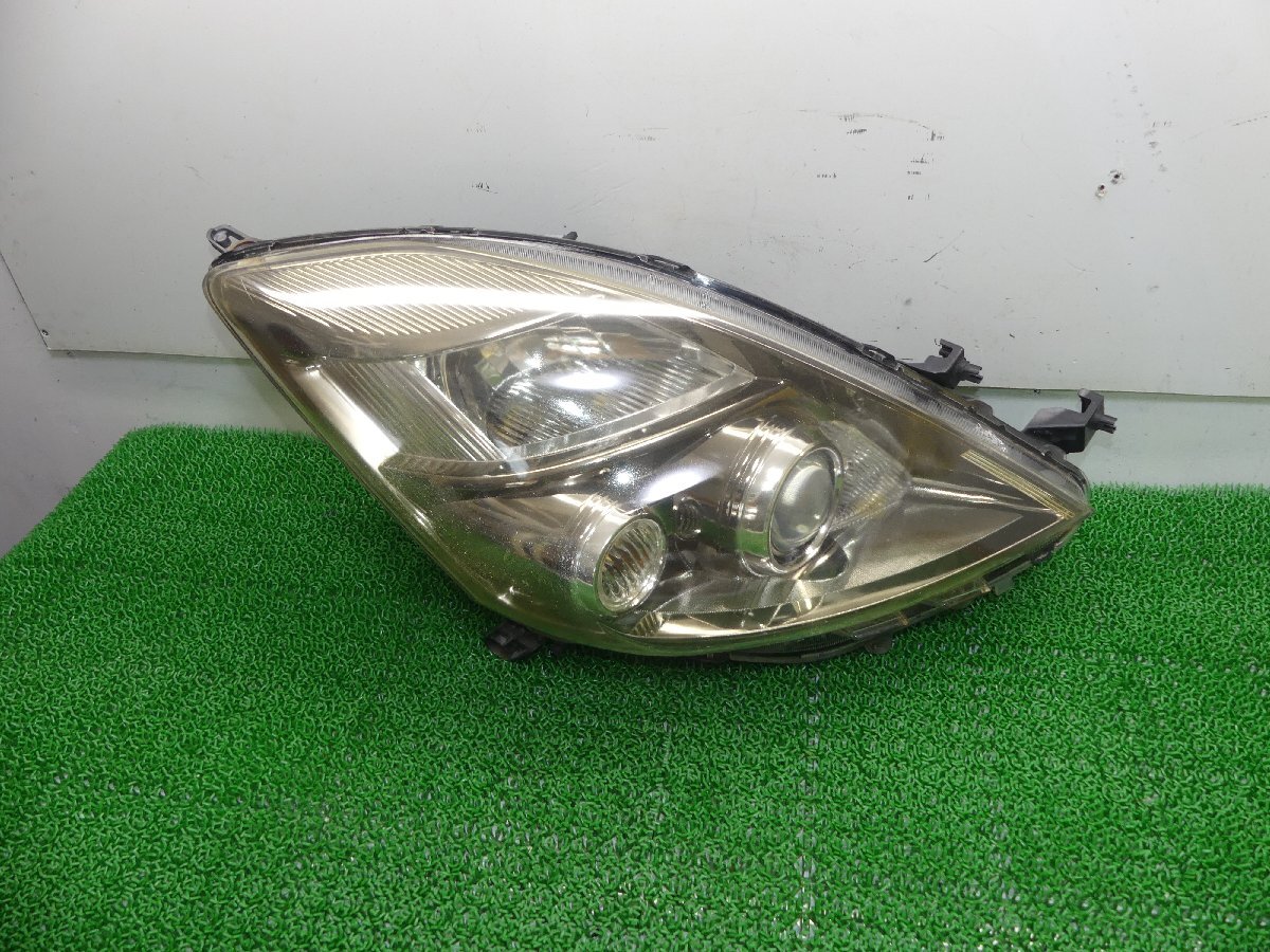 ミミ ZGM10 ANM10 アイシス ISIS HIDヘッドライト ZGM10 ANM10 アイシス ISIS HID ヘッドライト10078937