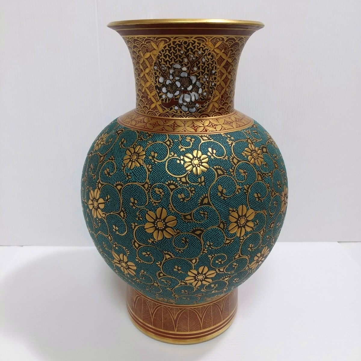 九谷焼　九谷良山　青粒 　花瓶　花器　壺 九谷焼/九谷良山/青粒鉄仙 /壺/花瓶 ※箱無し - メルカリ