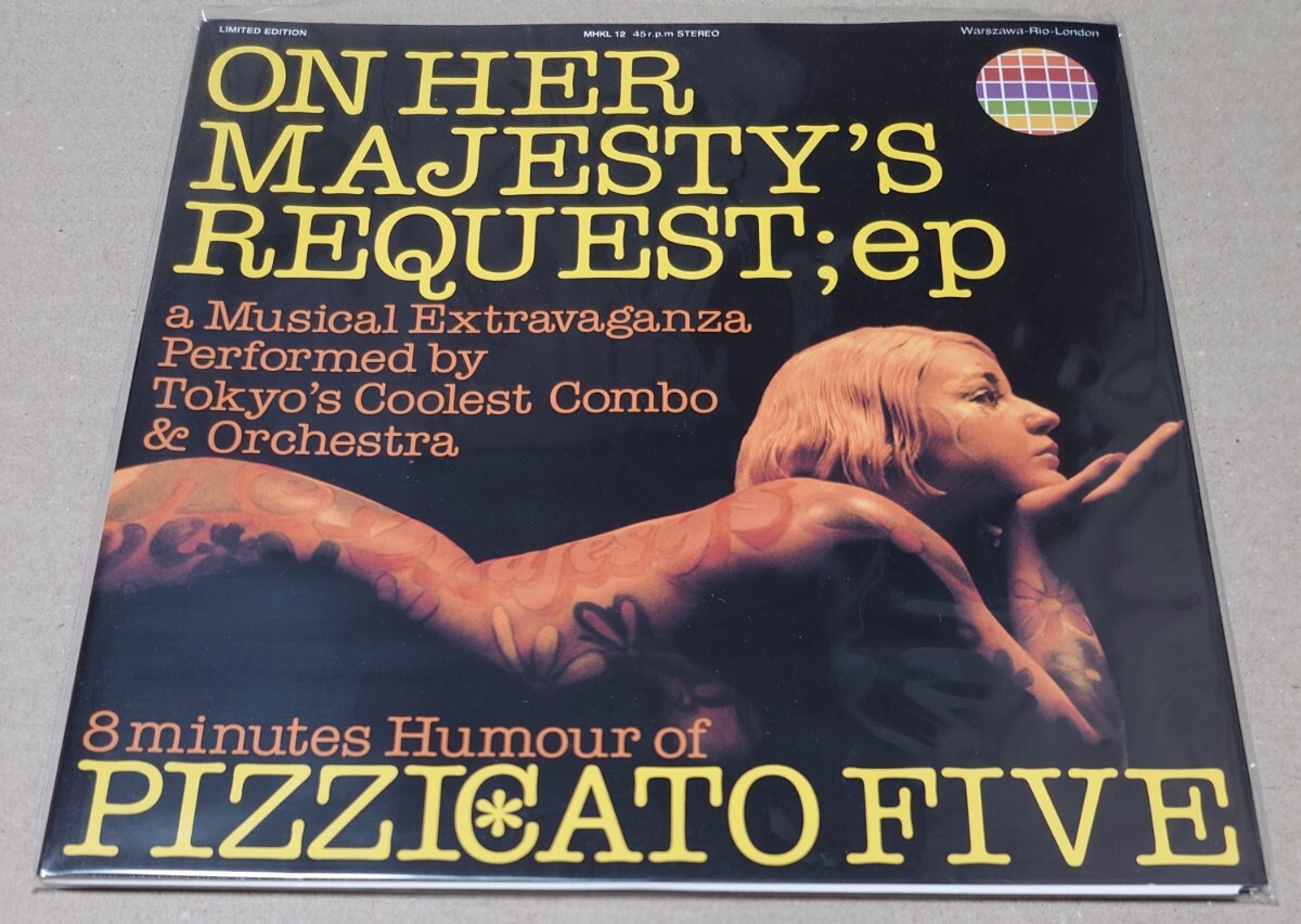 Yahoo!オークション -「女王陛下のピチカートファイヴ」の落札