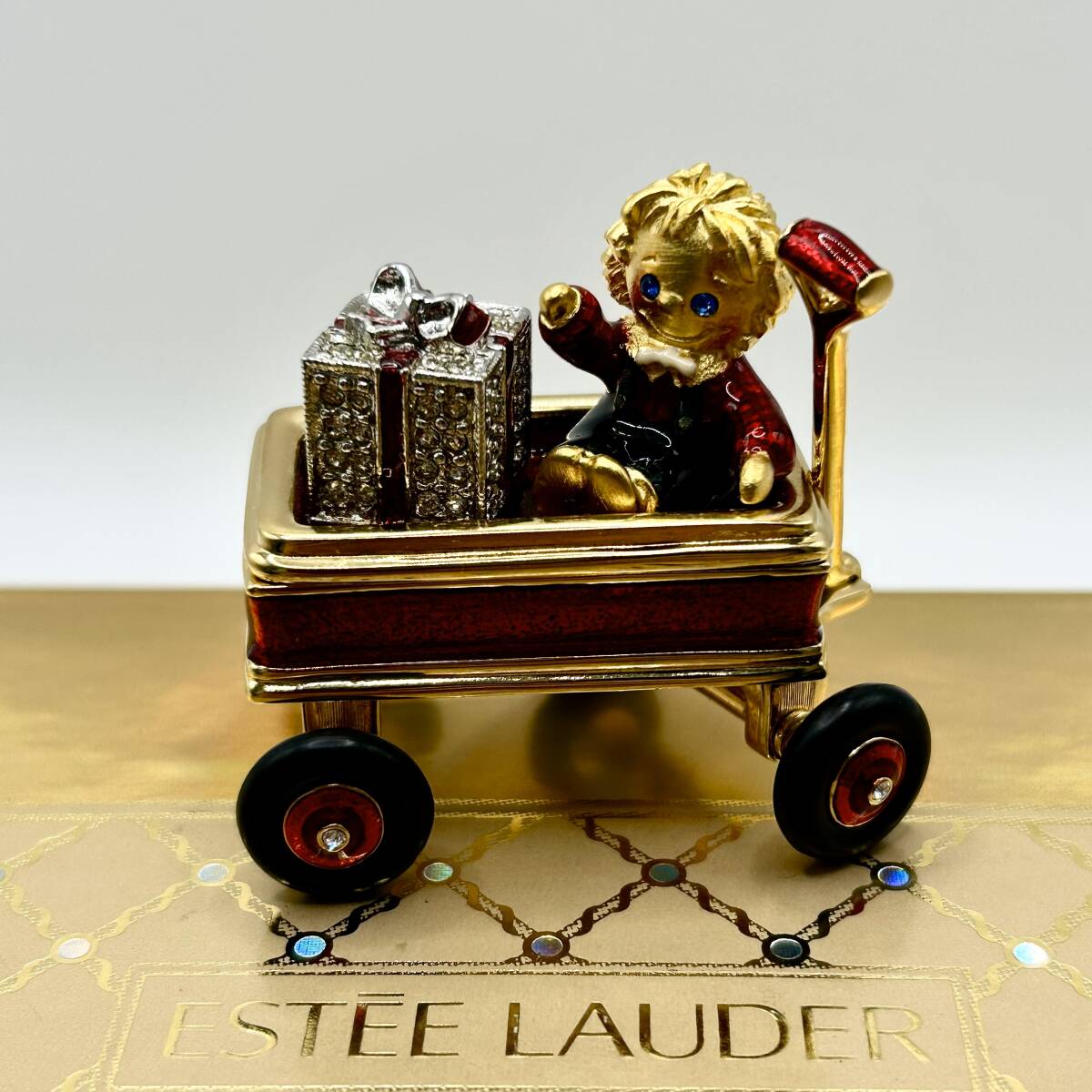 Yahoo!オークション -「エスティローダー 練り香水」(エスティ