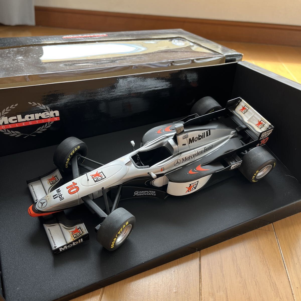 F1ミニカー マクラーレン 2010年　2台セット 2025年最新】Yahoo!オークション -マクラーレン f1(ミニカー)の