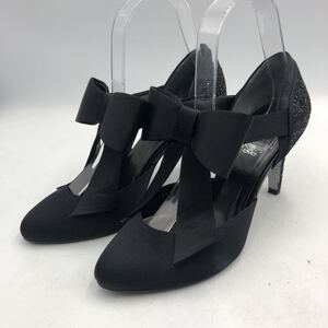 V488Y STRAWBERRY-FIELDS ストロベリーフィールズ パンプス 22.5cm ブラック 布地 ラメ リボン