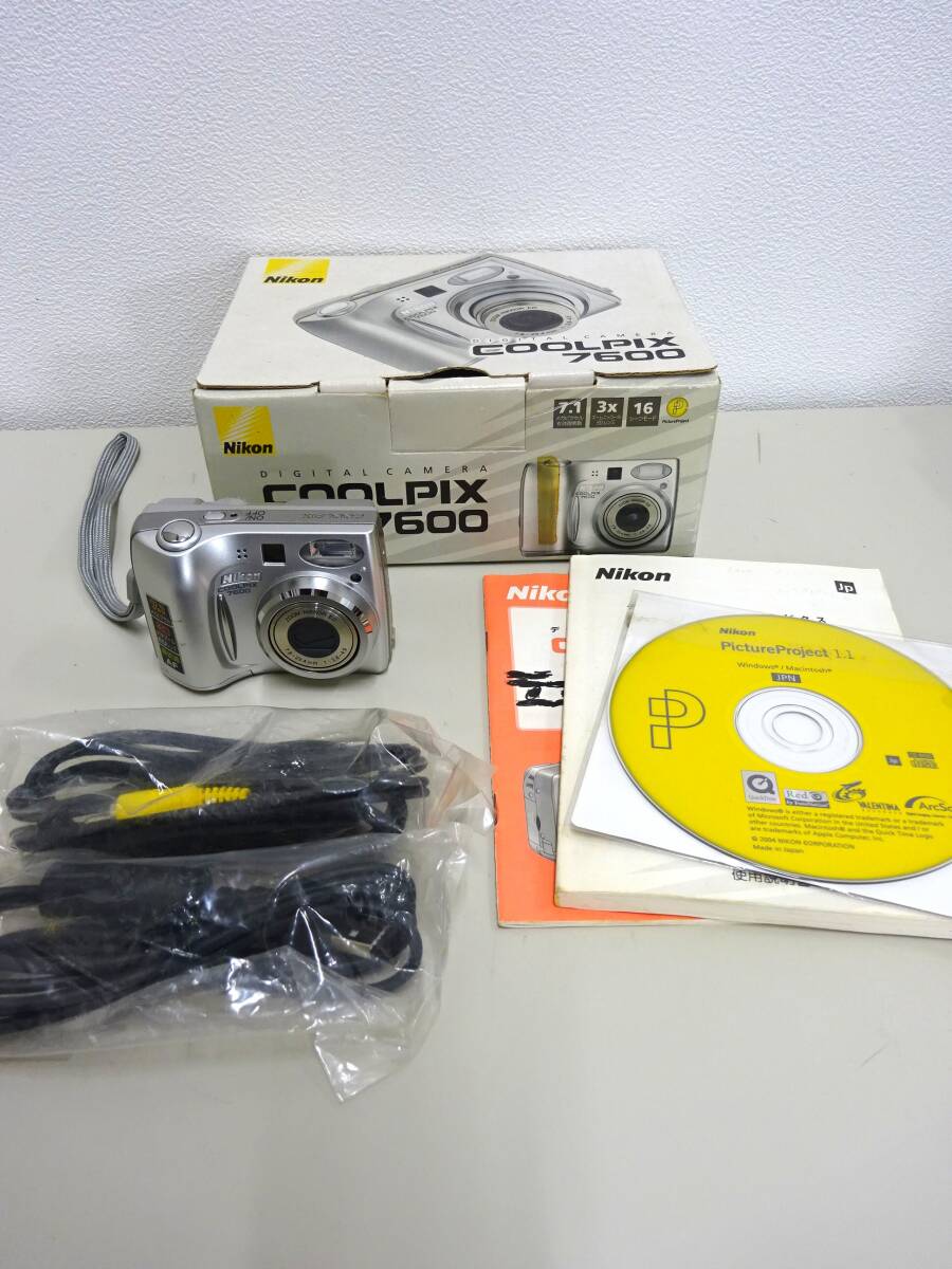 Nikon CoolPix E7600 単三電池駆動 Nikon CoolPix E7600 単三電池駆動 Nikon CoolPix E7600 単三