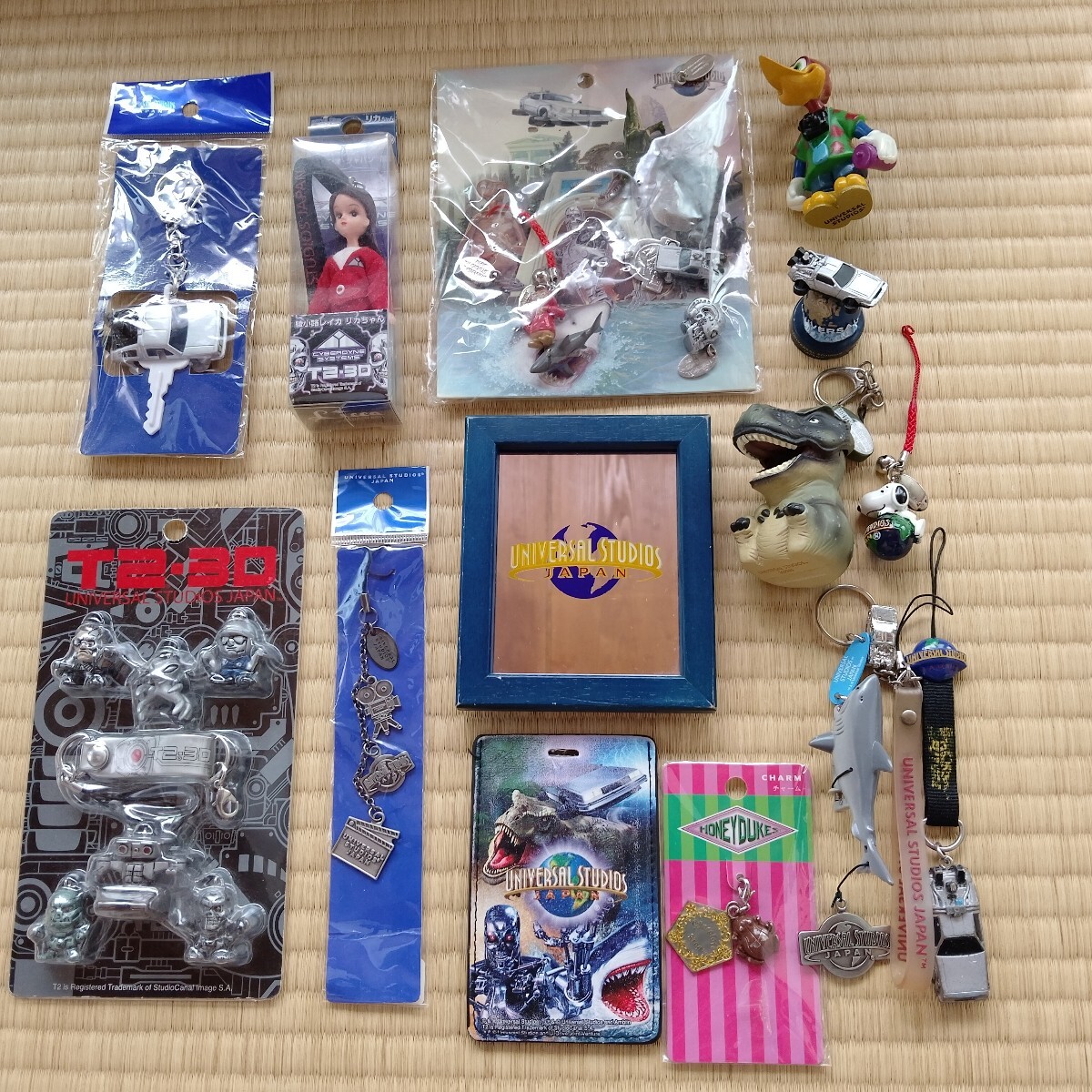 フィルムセル ターミネーター USJ 映画 コレクション フィルム IT』グッズ販売も SFとホラーがテーマの大型フィギュア展示