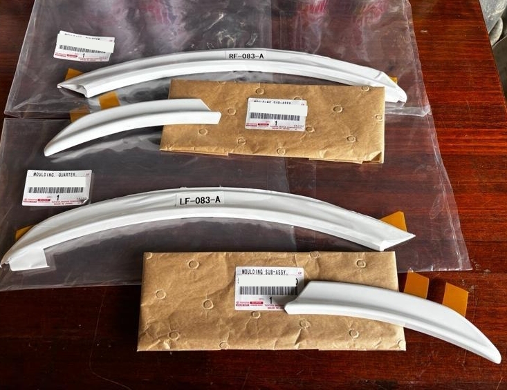 【未使用品】LEXUS RC 樹脂製スカッフ 1セット 未使用品】LEXUS RC 樹脂製スカッフ 1セット 未使用品】LEXUS RC