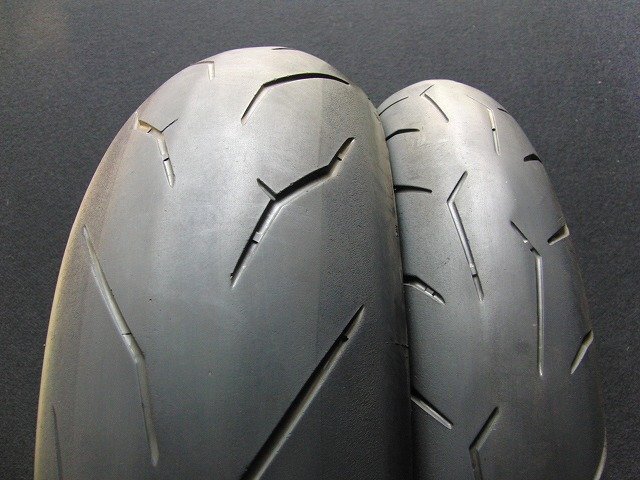 ディアブロ ロッソ クワトロ コルサ(中古 前後セット) ディアブロ ロッソ クワトロ コルサ(中古 前後セット) - メルカリ