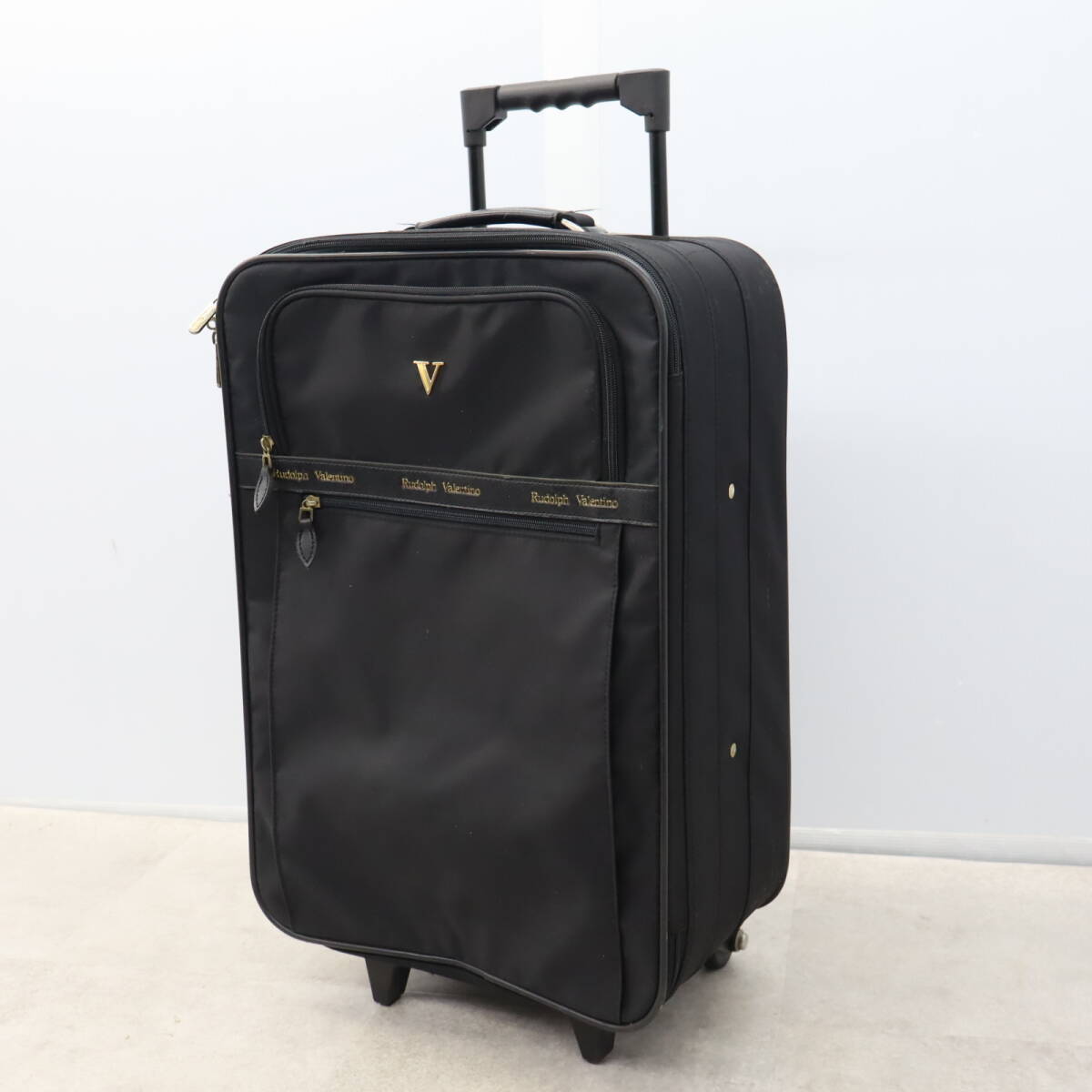 【美品】Valentino Rudy ITALY スーツケース　ブラック 2025年最新】スーツケース VALENTINOの人気アイテム - メルカリ