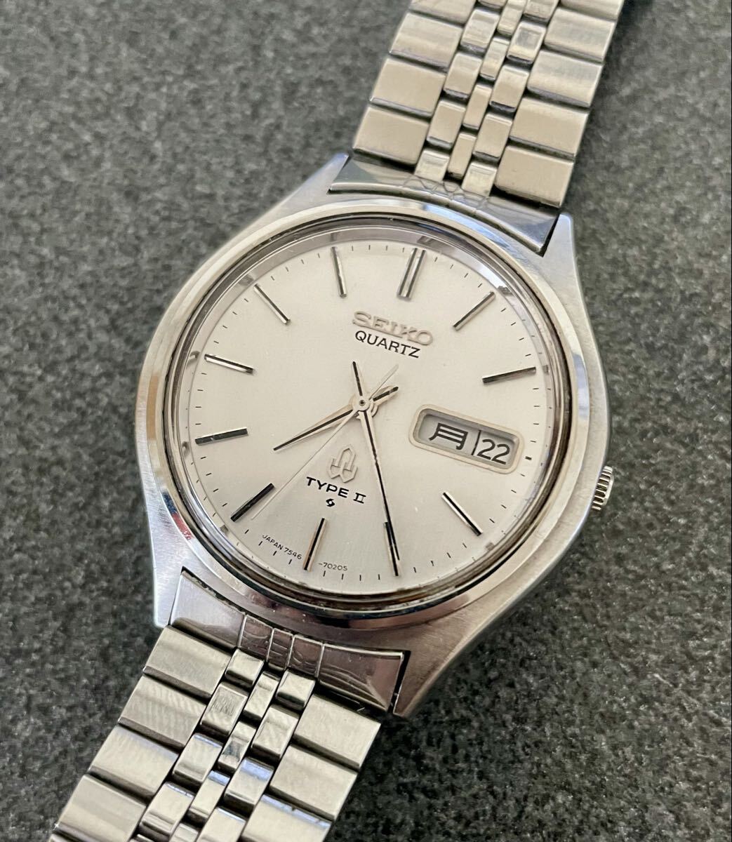Ⴤ1119ꕤ美品 SEIKO タイプⅡ 腕時計 シルバー トノー 3針 Ⴤ1119ꕤ美品 SEIKO タイプⅡ 腕時計 シルバー トノー 3針