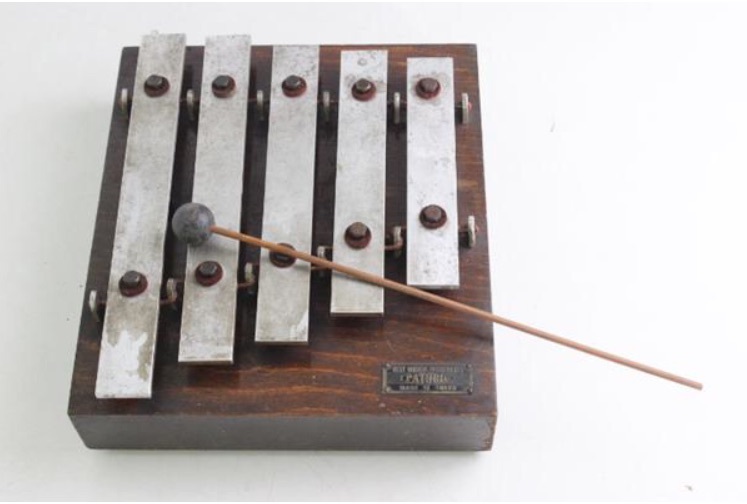 【希少】ゼンオン　ディナーチャイム　鉄琴　ヴィンテージ　昭和レトロ 希少】ゼンオン ディナーチャイム 鉄琴 バチ付き ヴィンテージ