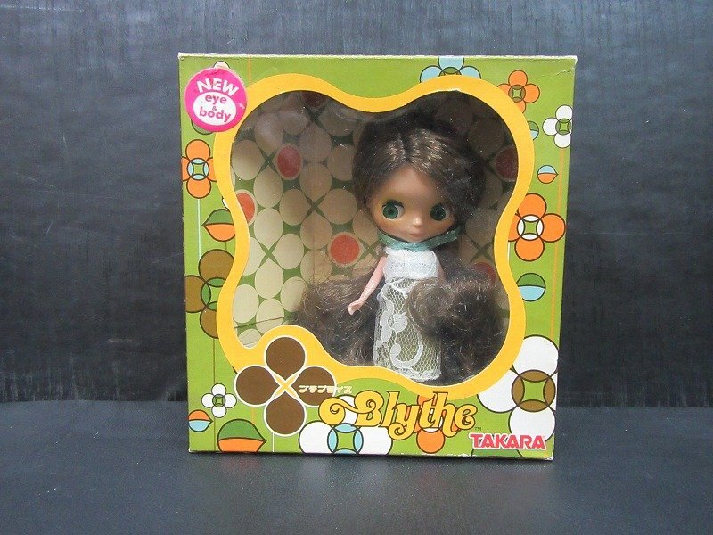 レア未開封　箱有り　昭和　初期ブライス ティーフォートゥー　日傘　ティーセット レア未開封 箱有り 昭和 初期ブライス ティーフォートゥー 日傘