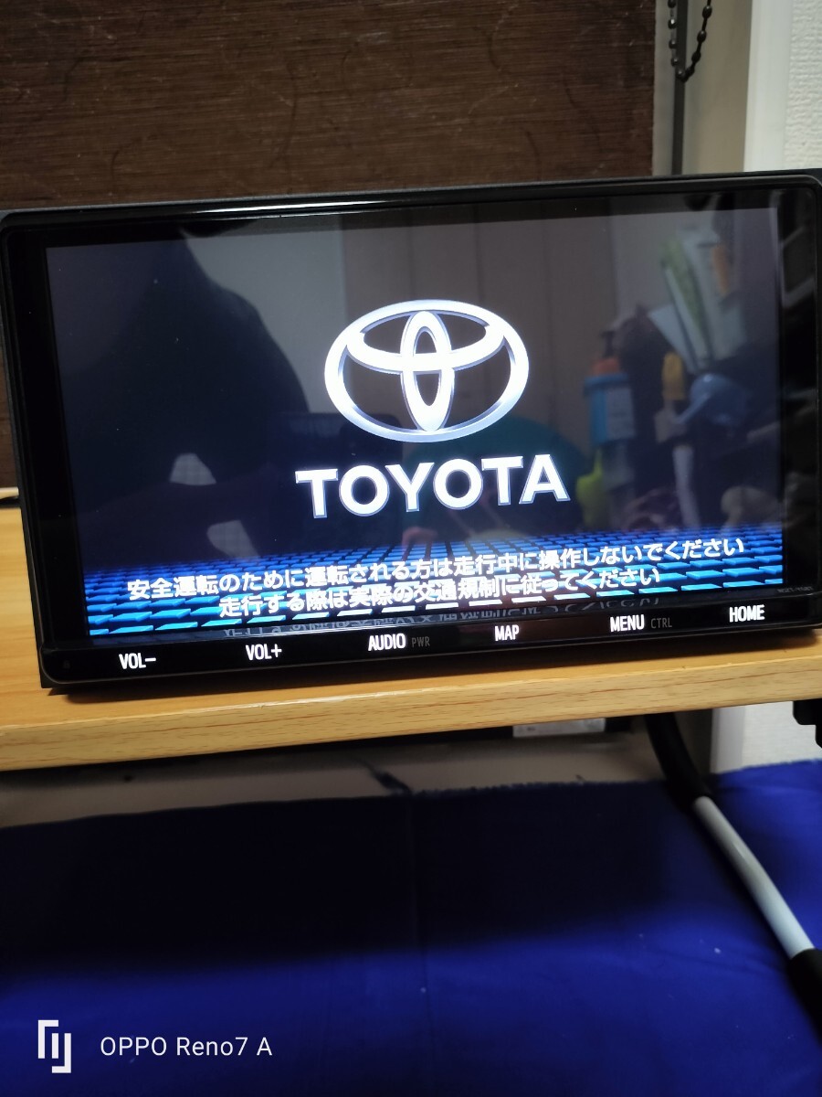 トヨタ純正ナビ 9インチ08605-00B40 2021年 フルセグ DVD トヨタ純正ナビ 9インチ08605-00B40 2021年 フルセグ DVD
