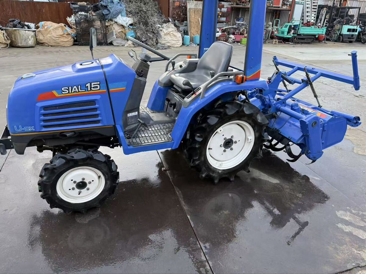 ISEKI BFトラクター記念ジャンパー 新品未使用です。イセキ ISEKIの新型トラクタ【BFREX】│井関農機株式会社