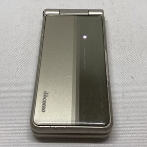 概ね美品 docomo ドコモ P-01F Panasonic パナソニック 携帯電話 ガラケー ゴールド i614b140dd