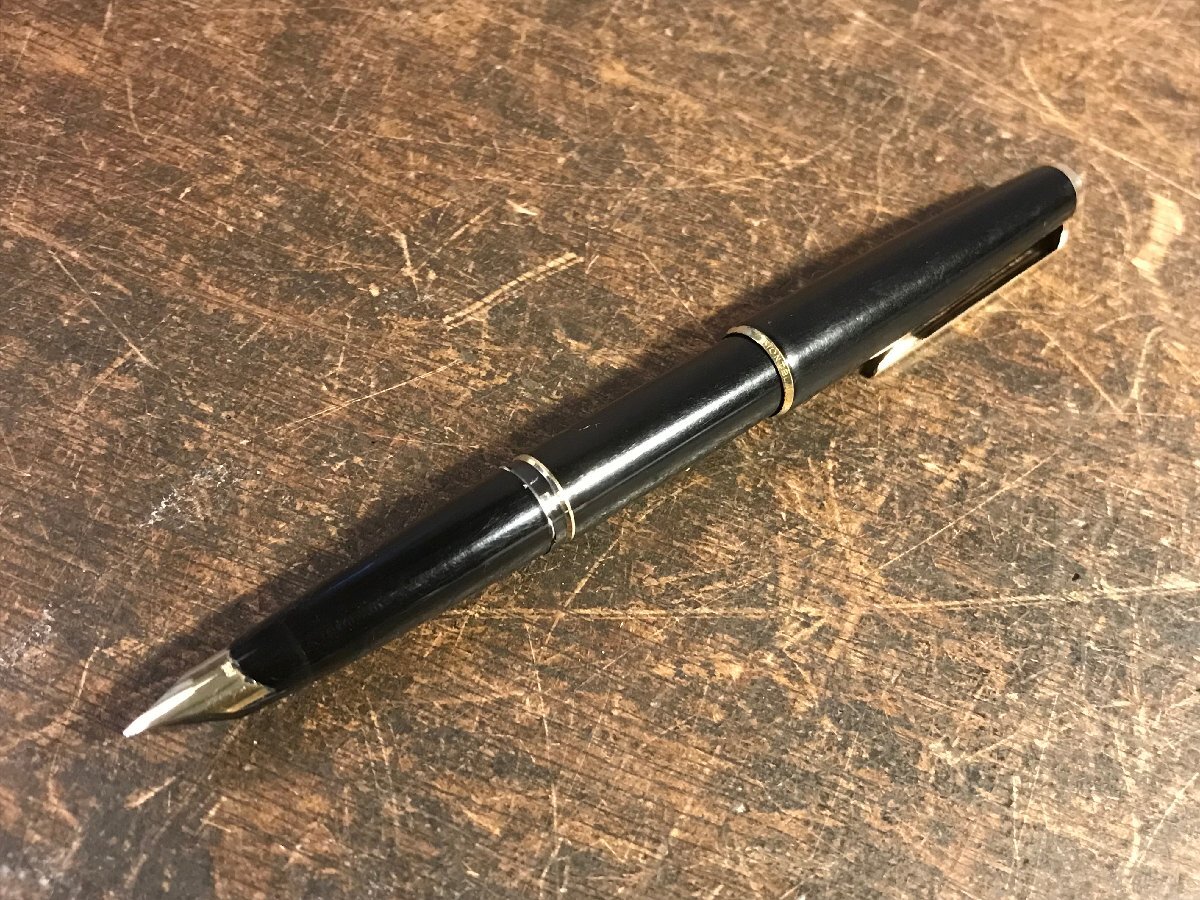 【新品未使用】モンブラン NO320万年筆 1970s ブラックF 詳細ページ | 万年筆 ボールペンなど高級筆記具の販売・買取