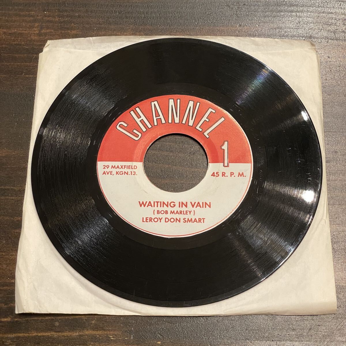 ジャパレゲ　7インチレコード40枚セットover 7インチレコードの収納は、使用頻度の高い盤ならホームセンター