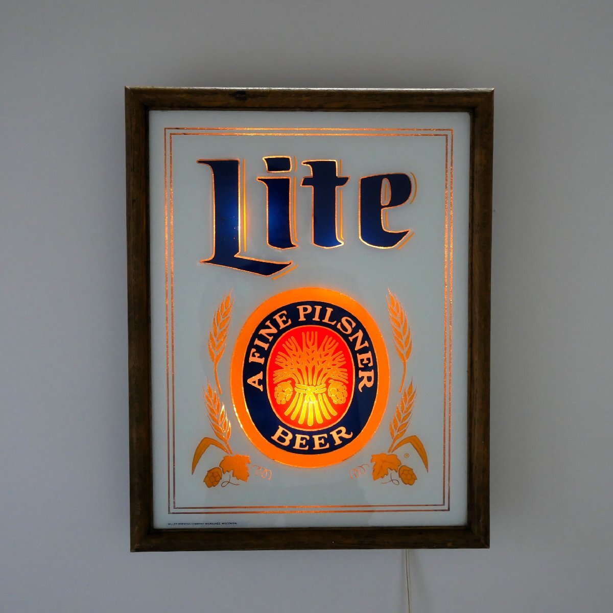 バドライト BudLight 鏡 ミラー 美品 ビール 看板 パブスト h15B バドライト BudLight 鏡 ミラー 美品 ビール 看板 パブスト h15B