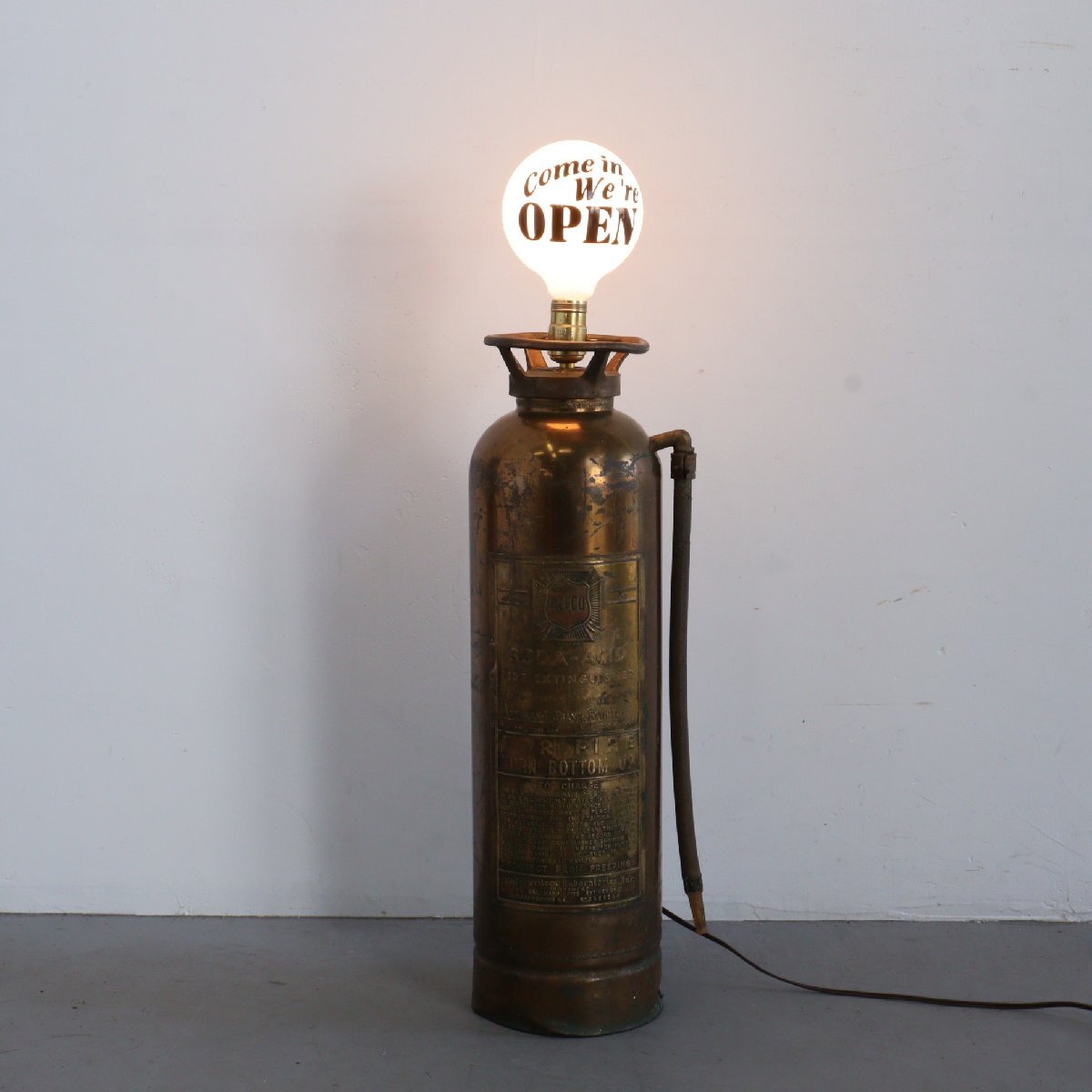 ヴィンテージ 消火器 シルバー イエロー 2025年最新】Yahoo!オークション -消火器(アンティーク