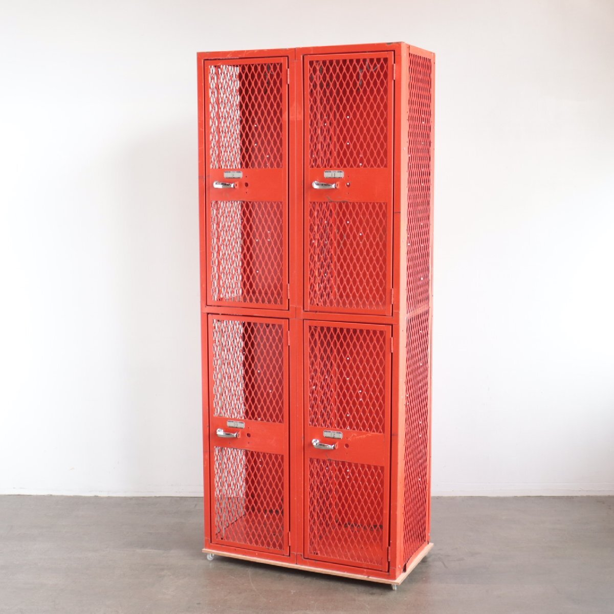 J PENCO スチールロッカー　アンティークキャビネット J PENCO スチールロッカー アンティークキャビネット PENCO