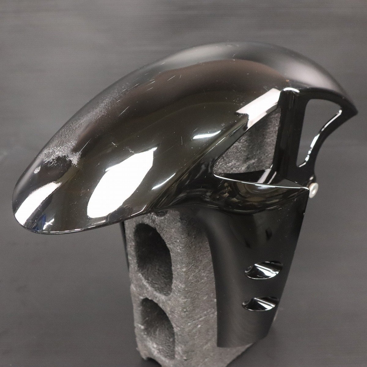 YZF-R6/R1 純正フロントフェンダー 17~YZF-R6 ﾌﾛﾝﾄﾌｪﾝﾀﾞｰ | EIGHT （才谷屋ファクトリー､HEART）