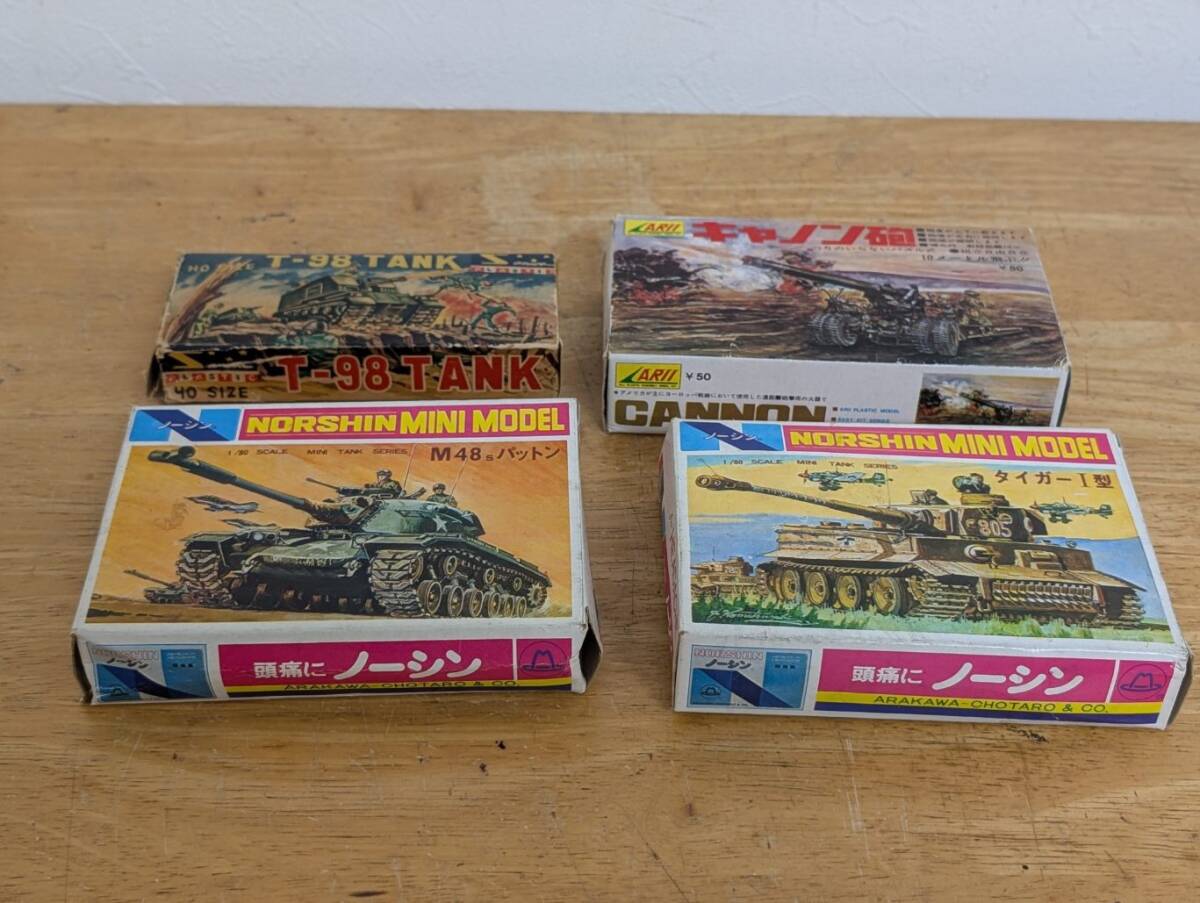 初期バンダイ　ゼンマイ戦車 初期バンダイ ゼンマイ戦車 初期バンダイ ゼンマイ戦車