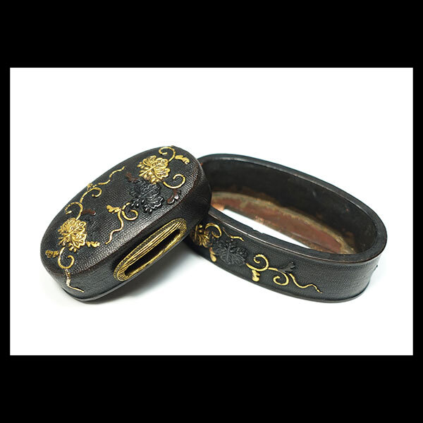 名品　五七桐紋 金象嵌縁雷　 銀盃、在銘有 名品 五七桐紋 金象嵌縁雷 銀盃、在銘有