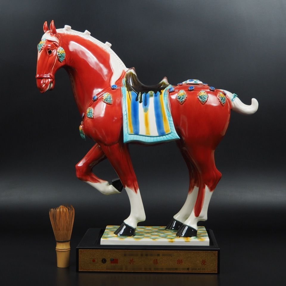 中国美術 彫刻 馬 古玩 珍品 置物 オブジェ Amazon.co.jp: アンティーク 中国 木製 馬 オブジェ検：レトロ