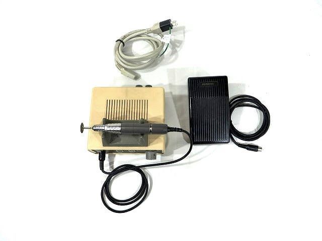 歯科技工　彫金　ローヤルハンドエンジン　フットスイッチ付属　動作確認済 歯科技工 彫金 ローヤルハンドエンジン フットスイッチ付属 動作