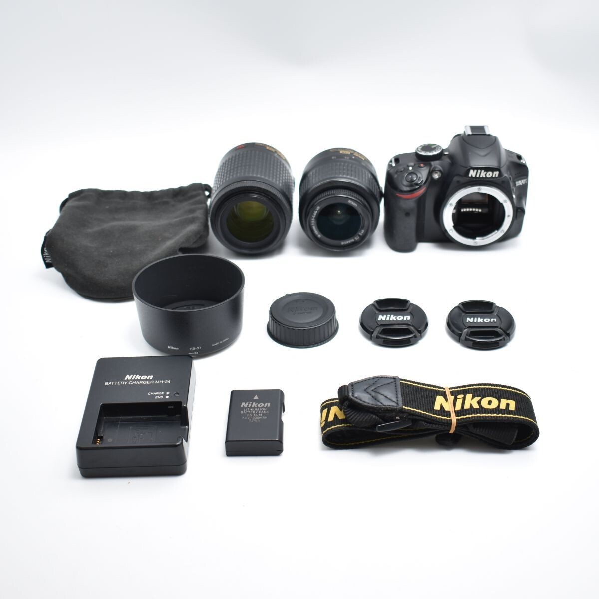 Nikon D3200 ダブルズームキット ブラック　中古美品 楽天市場】【中古】ニコン Nikon D3200 レンズキット ブラック