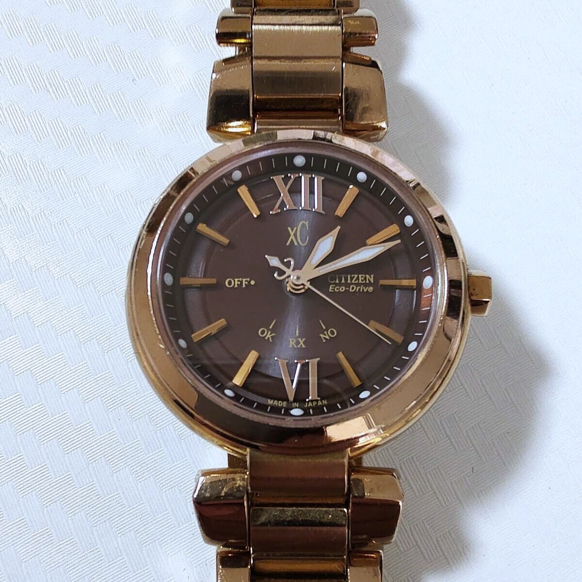 【電波ソーラー、二次電池新品、希少】CITIZEN　シチズン　クロスシー　Bk 電波ソーラー、二次電池新品、希少】CITIZEN シチズン クロス