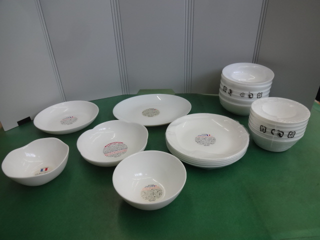 山崎　ヤマザキ　非売品　白いお皿　昭和　まとめて14枚セット 山崎 ヤマザキ 非売品 白いお皿 昭和 まとめて14枚セット