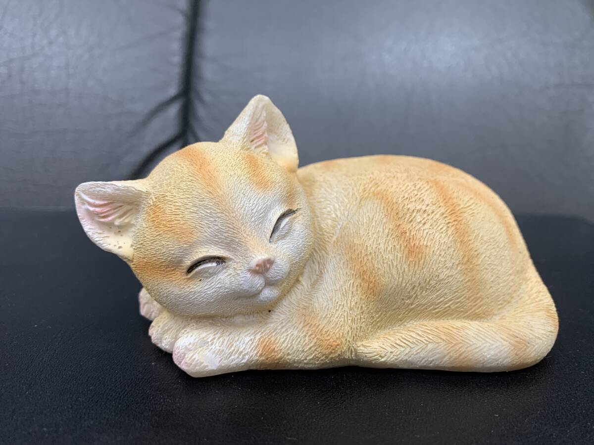 眠りネコ 眠り猫 - Wikipedia