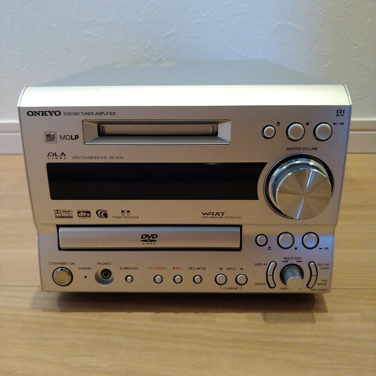 【動作品】ONKYO オンキョー FR-7GXDV DVD MD Amazon.co.jp: ONKYO FR DVDコンポ 木目 FR-S7GXDV(D) : 家電
