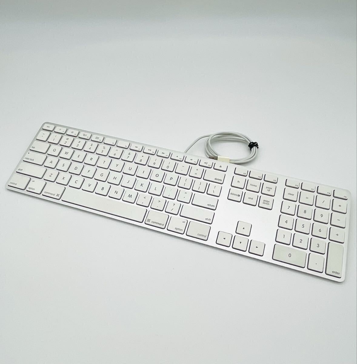 未使用品　Apple Keyboard 2008年製 テンキー付き 中古】Apple アップル 純正 Magic Keyboard（テンキー付き