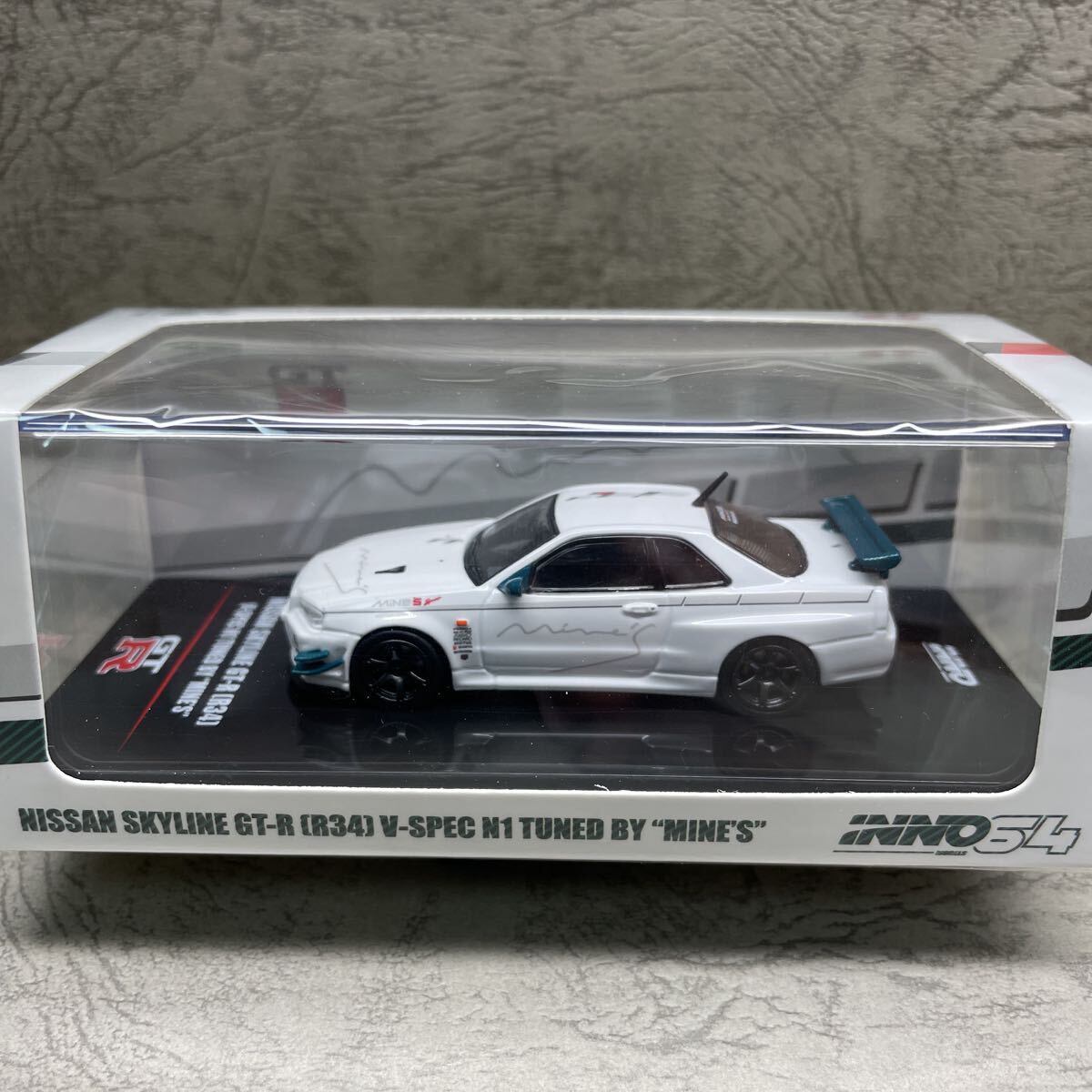 イノモデル 1/64 ミニカー 3台セット INNO Models イノモデル 1/64 日産 スカイライン GT-R R35