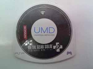 KM7566★PSPソフトのみ メタル ギア ソリッド ポータブル オプス プラス + METAL GEAR SOLID PORTABLE OPS PLUS 起動確認済 クリーニング済