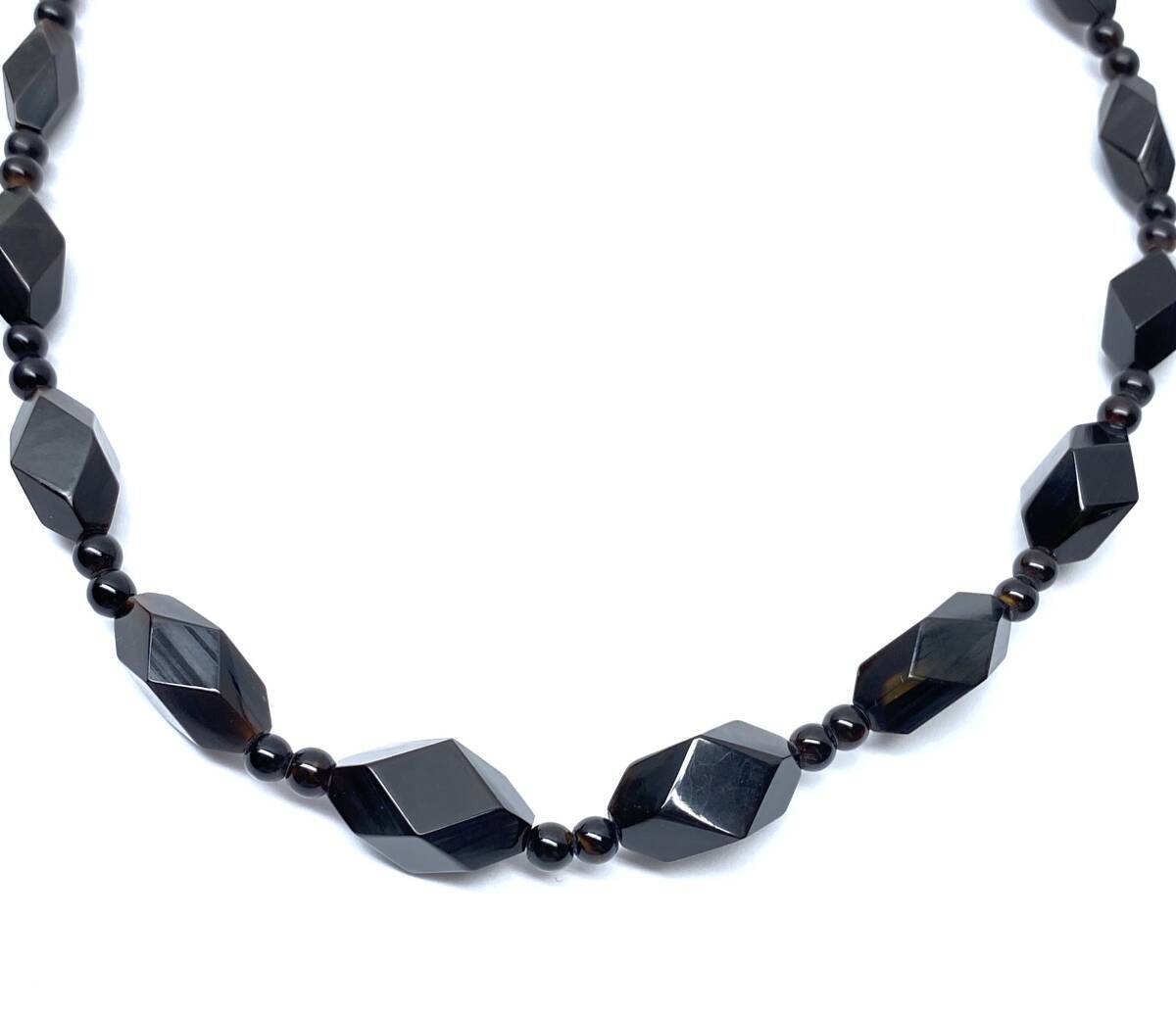 本鼈甲 茨布甲 黒甲 カット玉 デザイン セミロング ネックレス べっ甲 本鼈甲 茨布甲 黒甲 カット玉 デザイン セミロング ネックレス