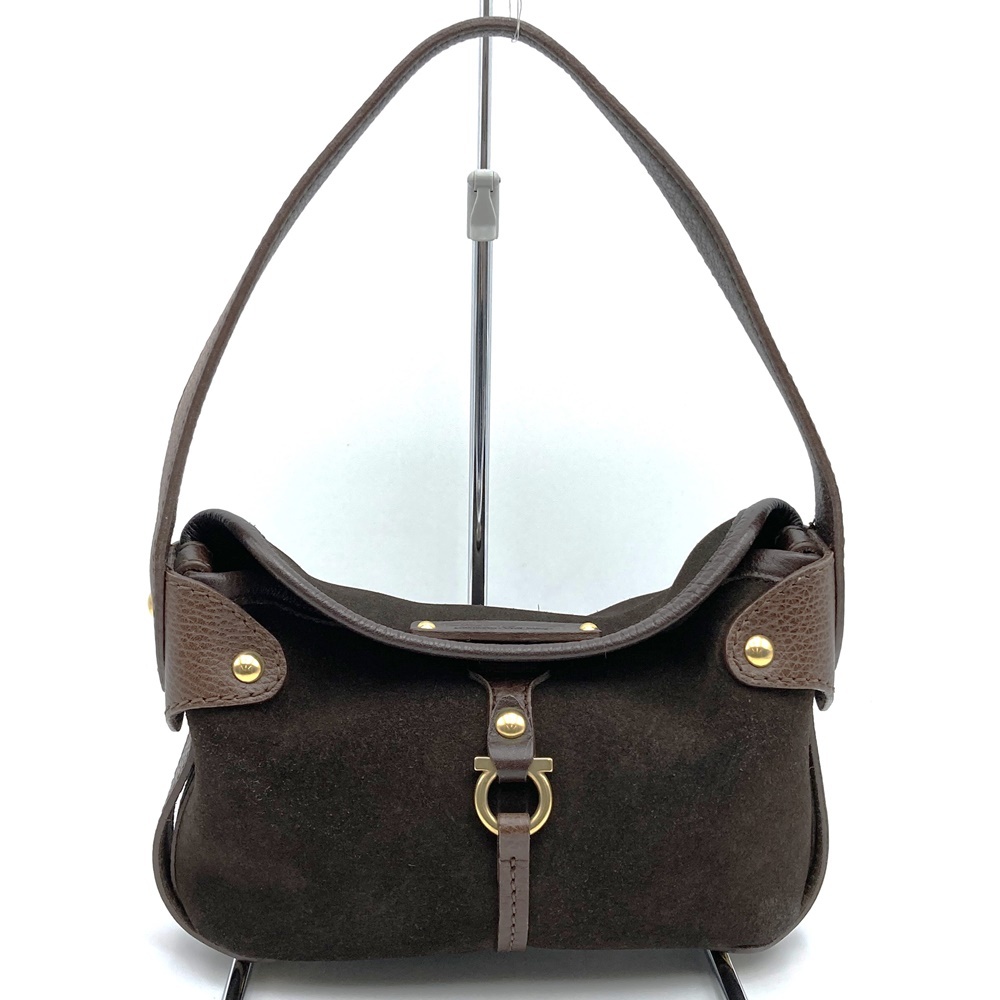 Yahoo!オークション -「フェラガモ スエード バッグ」の落札相場