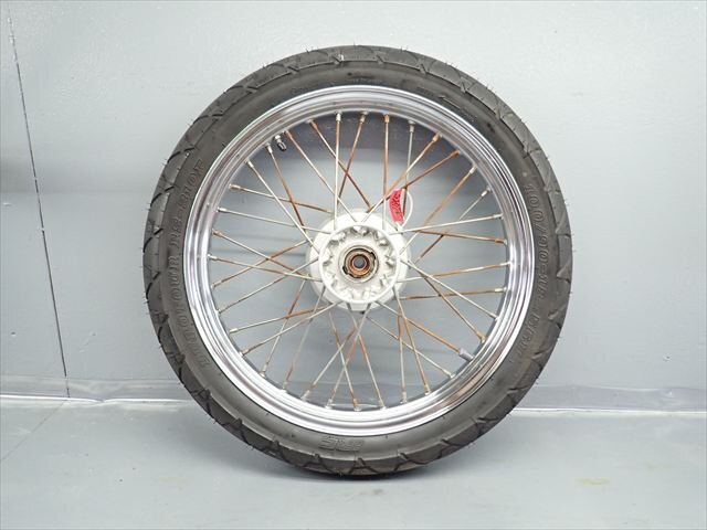 β250915-5 Kawasaki Eliminator 400 ZL400A (S62 год ) оригинальный переднее колесо Тряска, колебание нет обод удар . нет шина есть 1 0 мм протектор осталось 