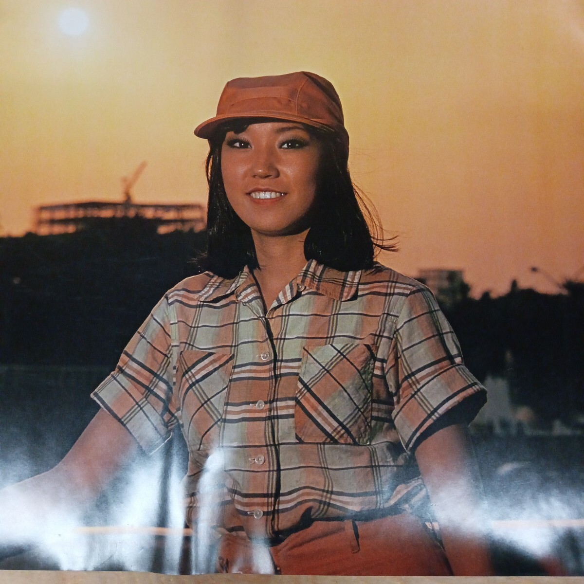 Yahoo!オークション -「荒井由実」(ポスター) (印刷物)の落札