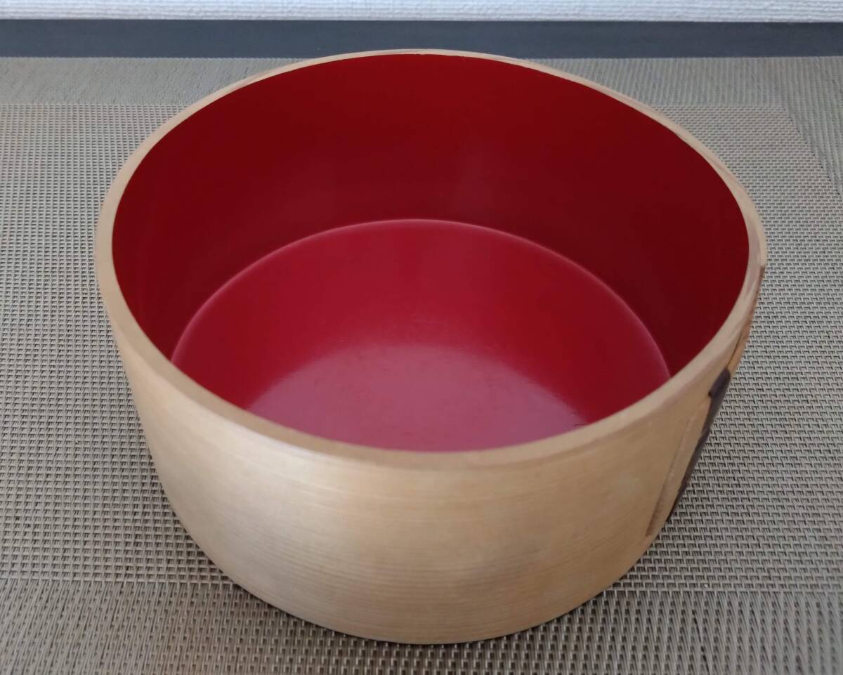 【新品未使用】曲わっぱ 秋田杉 茶道具 新品未使用】曲わっぱ 建水 曲建水 秋田杉 茶道具 内朱 元箱