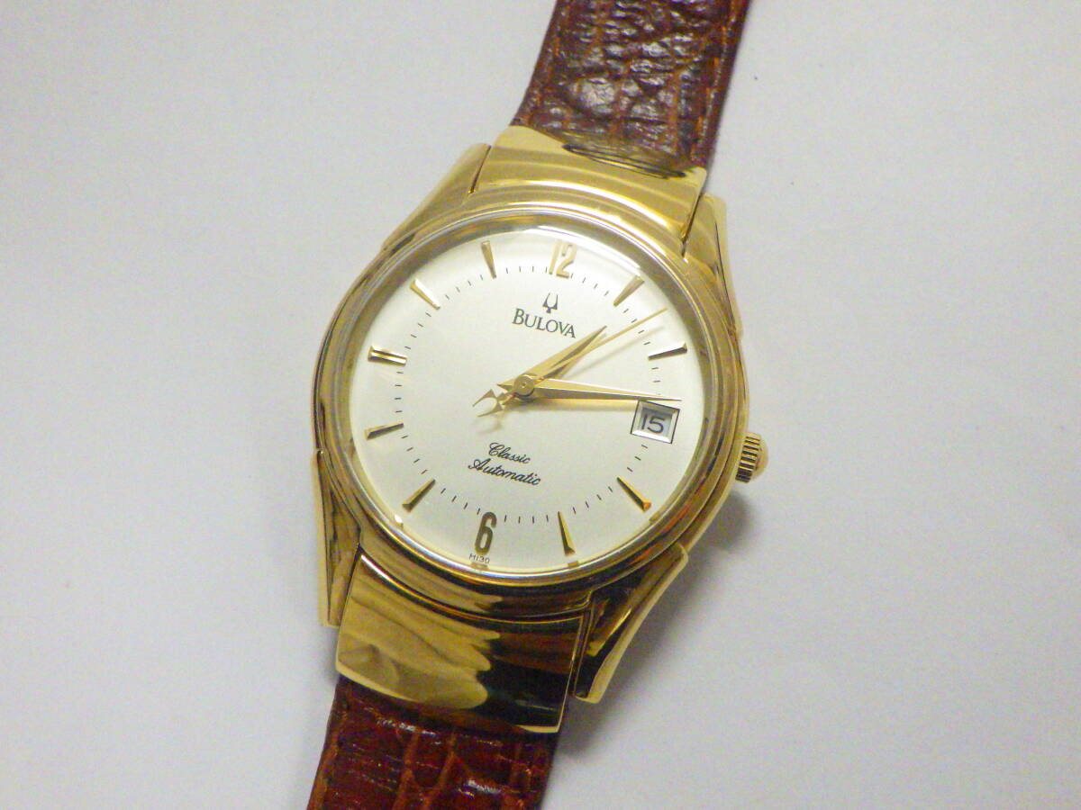 ブローバ　自動巻　希少　BVC301 ホワイト ブローバ クラシック BVC301 ブラック文字盤 21石自動巻 USED