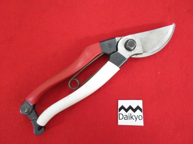 okatsune 剪定鋏 180 210未使用品4本激安セット okatsune 剪定鋏 180 210未使用品4本激安セット