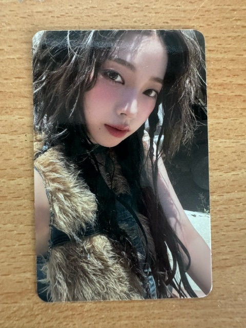 2025年最新】Yahoo!オークション -aespaカリナの中古品・新品