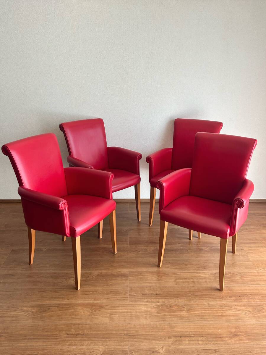 希少カラー POLTRONA FRAU ポルトローナフラウ 赤 ビンテージチェア Poltrona Frau(ポルトローナ・フラウ) CHESTER ARMCHAIR