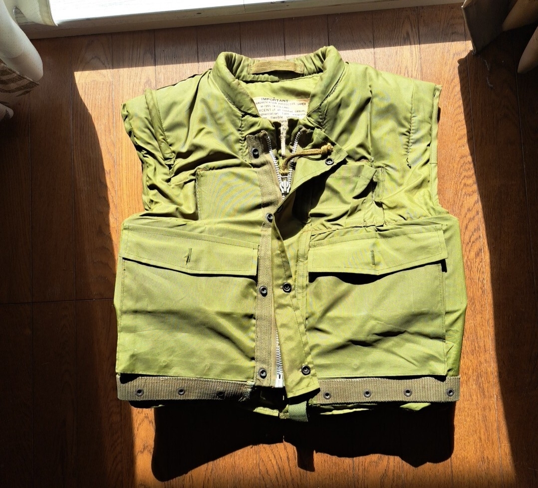 アメリカ軍実物放出品　M1955ボディーアーマー後期型 ベトナム戦争ロットです！【アメリカの軍服】海兵隊M1955