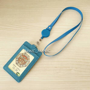 【伸縮リール付き】縦型 パスケース カードケース 定期入れ クリア窓付き シアン 水色 ICカード 社員証 IDケース