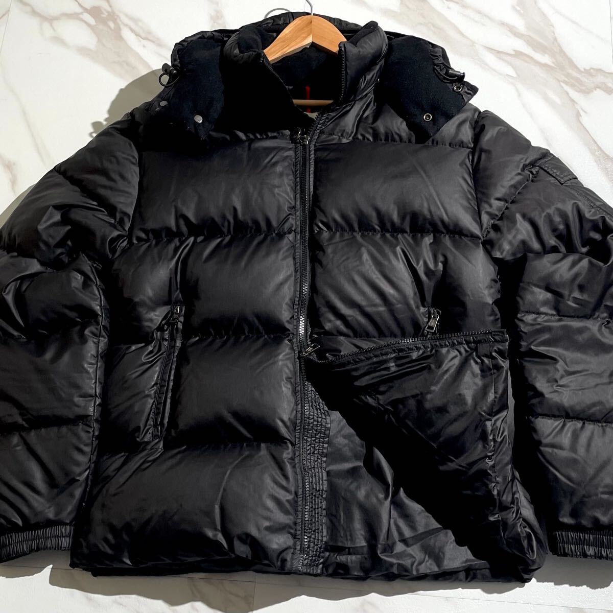 本物 美品 モンクレール MONCLER リバーシブル 黒 ショートブルゾン MONCLER モンクレール ニットブルゾン CARDIGAN TRICOT トリコ