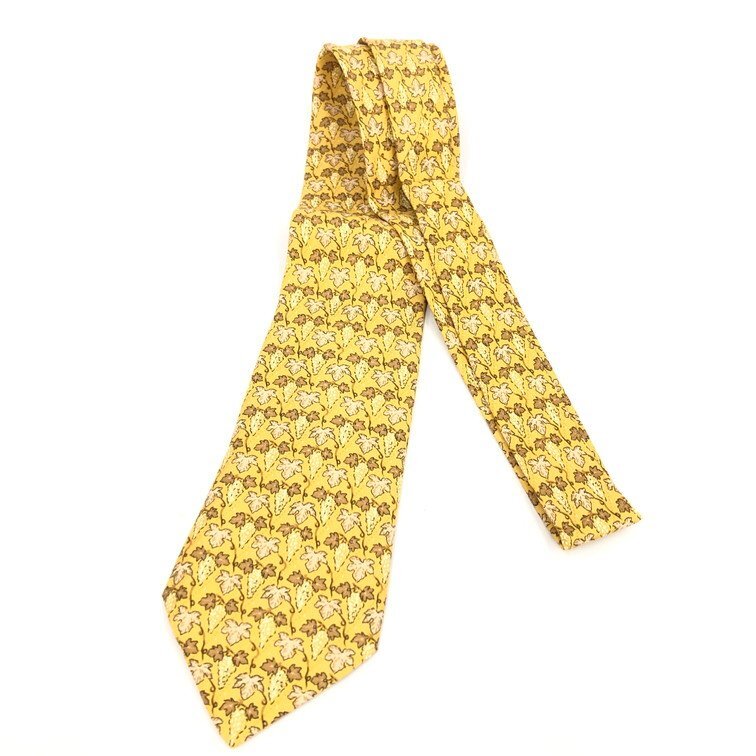 【美品】HERMES エルメス　ネクタイ空箱まとめ売り　14点 Yahoo!オークション -「エルメス ネクタイ 箱」の落札相場・落札価格