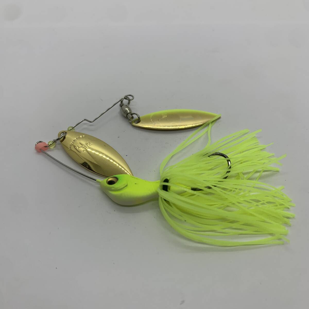 メガバス v-3フラットシャッド限定(赤パッケージ)3種セット 新品未開封 メガバス v-3フラットシャッド限定(赤パッケージ)3種セット 新品