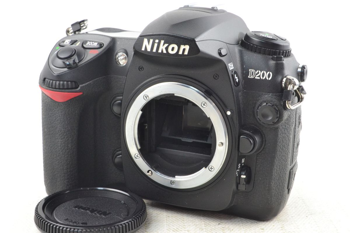 【シャッター2538回】美品 Nikon D200 デジタル一眼レフカメラ シャッター2538回】美品 Nikon D200 デジタル一眼レフカメラ
